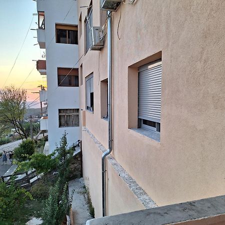 Ergi'S Bed & Breakfast Krujë Екстериор снимка
