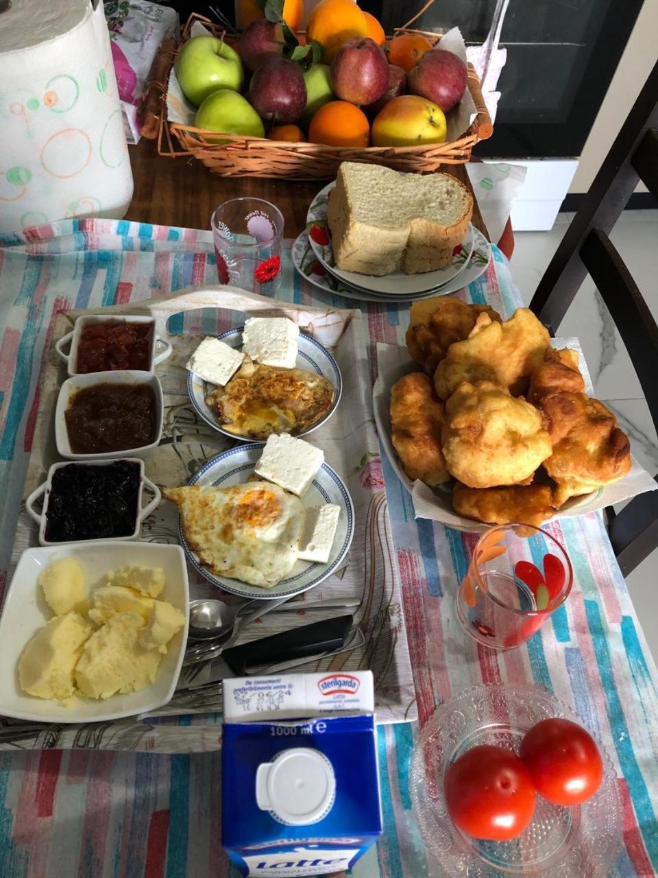 Ergi'S Bed & Breakfast Krujë Екстериор снимка